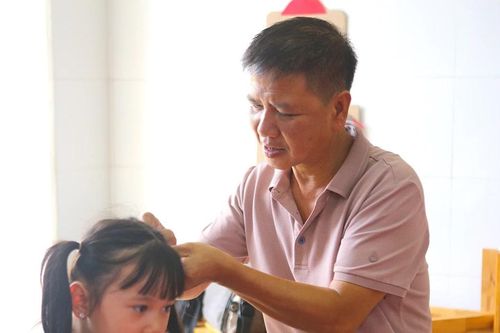 Thầy giáo chọn nghề 'ươm mầm'