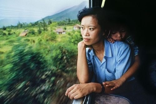 Một Việt Nam đang đổi thay qua ống kính nhiếp ảnh gia Catherine Karnow