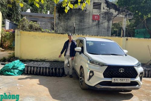 Bắt giữ 2 đối tượng vận chuyển trái phép 200 bình khí