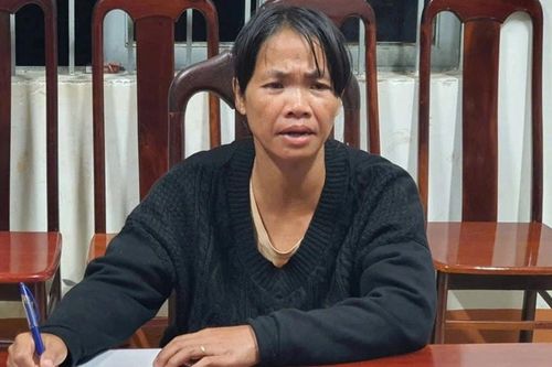 Khởi tố bà mẹ nhẫn tâm ném con trai 1 tuổi xuống giếng sâu