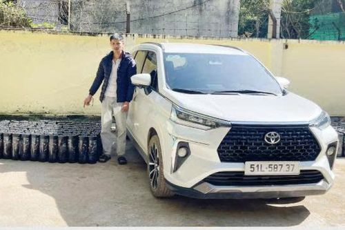 Phát hiện 200 bình khí cười đang được vận chuyển trái phép tại Quảng Ninh