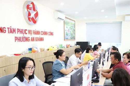 Cơ quan hành chính TPHCM làm việc sáng thứ Bảy để phục vụ người dân