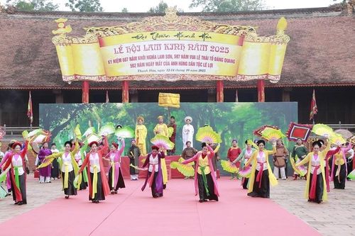 Văn hóa - nguồn lực nội sinh cho phát triển bền vững