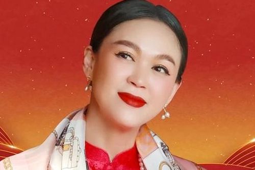 Siêu mẫu Ngọc Nga tiết lộ cuộc sống hôn nhân với chồng Tây
