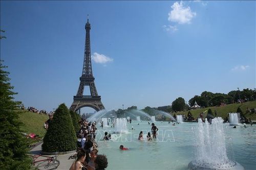 Pháp tiến gần mục tiêu giảm thâm hụt ngân sách năm 2025