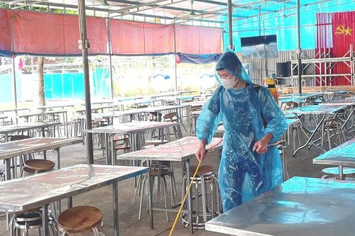 Nghệ An: Cả trường nghỉ học vì cúm A