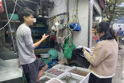 Hà Nội: Các phường ra quân dẹp chợ cóc, chợ tạm