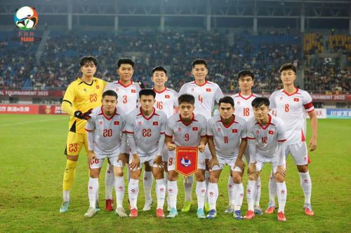 Văn Thuận góp công giúp U23 Việt Nam thắng U23 Trung Quốc; 5 cầu thủ Real Madrid bất mãn với HLV Xabi Alonso