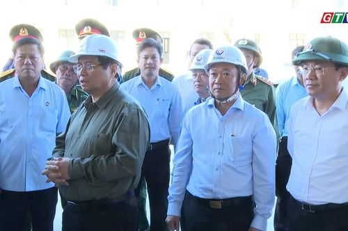 Thủ tướng Chính phủ Phạm Minh Chính kiểm tra công tác khắc phục hậu quả do bão số 13 gây ra tại Gia Lai