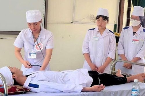 Bước chuyển đào tạo nhân lực y tế