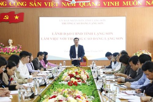 Lãnh đạo UBND tỉnh làm việc với trường Cao đẳng Lạng Sơn