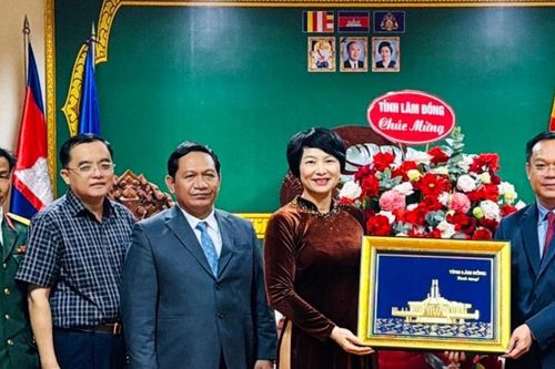 Đoàn công tác tỉnh Lâm Đồng thăm và làm việc tại tỉnh Mondulkiri, Vương quốc Campuchia