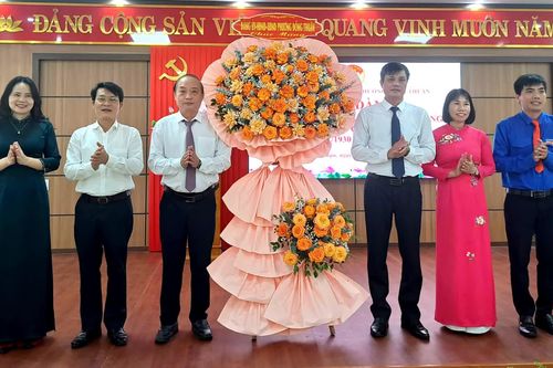 Ủy ban MTTQ Việt Nam phường Đồng Thuận: Tọa đàm nhân kỷ niệm 95 năm Ngày thành lập Mặt trận Dân tộc Thống nhất Việt Nam