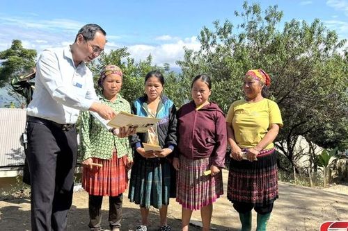 Đưa pháp luật đến gần dân