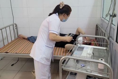 Cục An toàn thực phẩm yêu cầu làm rõ vụ nghi ngộ độc tập thể tại Huế