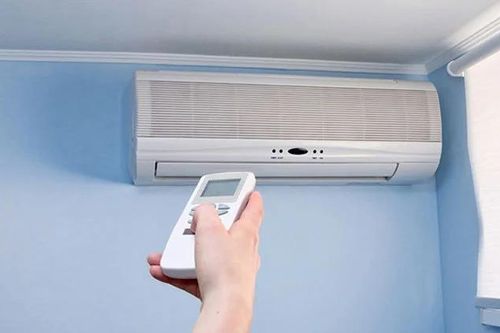 So sánh máy hút ẩm và điều hòa hai chiều: Loại nào tốt cho mùa nồm?