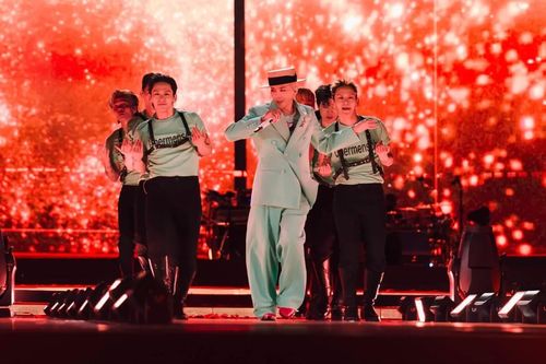 Phim concert của G-Dragon dẫn đầu phòng vé Việt