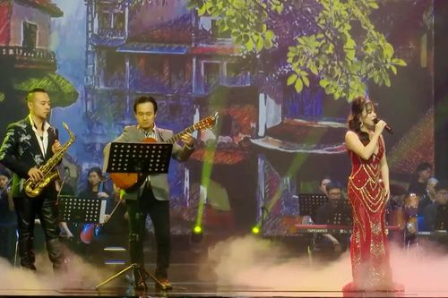 Lắng đọng cảm xúc đêm nhạc 'Hà Nội nơi tìm về'