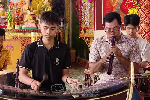 Bền bỉ giữ hồn nghệ thuật dân tộc