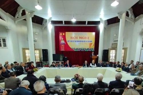 Câu lạc bộ Thăng Long góp ý vào Dự thảo Văn kiện Đại hội XIV của Đảng: Tâm huyết, trí tuệ, trách nhiệm