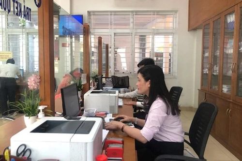 Đề xuất Chủ tịch UBND xã có quyền tặng danh hiệu 'Chiến sĩ thi đua cơ sở'