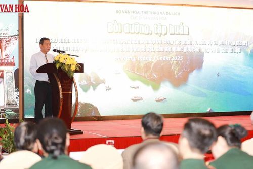 Tập huấn nâng cao năng lực bảo vệ và phát huy giá trị di sản văn hóa