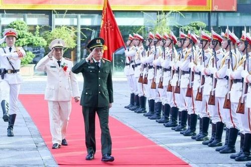 Hoạt động của lãnh đạo Đảng, Nhà nước ngày 13/11