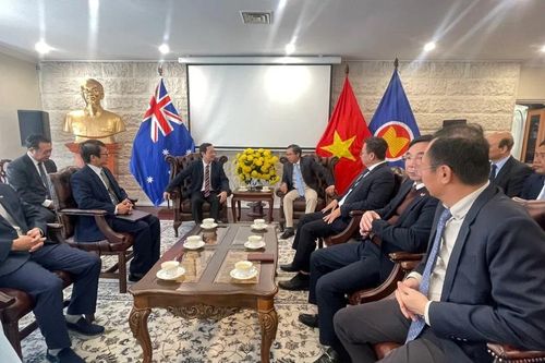 Đoàn cán bộ lãnh đạo, quản lý Việt Nam làm việc với Đại sứ quán Việt Nam tại Australia về hợp tác khoa học, công nghệ