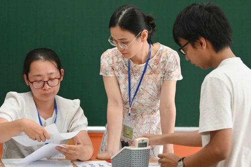 Bộ Giáo dục và Đào tạo: 'Hệ số lương đặc thù' không làm phá vỡ hệ thống tiền lương hiện hành