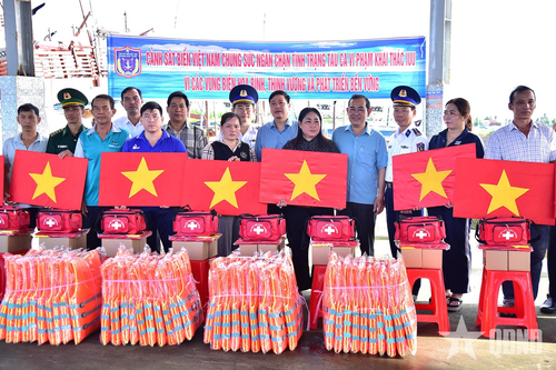 Nâng cao nhận thức pháp luật cho ngư dân