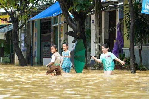 Khánh Hòa: Yêu cầu các hồ chứa hạ mực nước để đảm bảo an toàn
