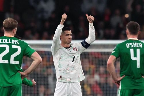Kỳ lạ tại CH Ireland: Ronaldo đẩy Bồ Đào Nha vào tình thế khó khăn