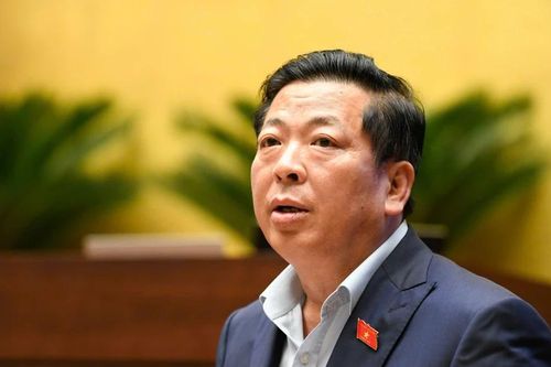 Bộ trưởng Bộ Xây dựng Trần Hồng Minh: Cấp phép xây dựng… 'khổ lắm'