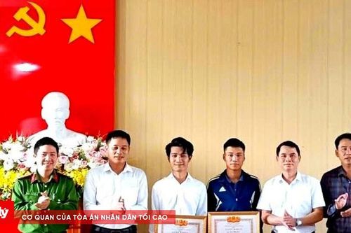 Khen thưởng 3 cá nhân dũng cảm cứu người đuối nước