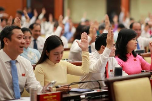 Thông qua 43 nghị quyết cốt lõi thúc đẩy TPHCM phát triển xứng tầm