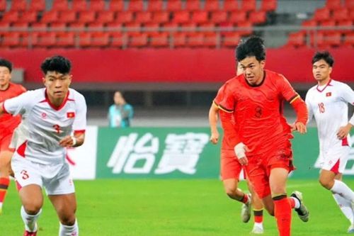 U22 Việt Nam thắng U22 Trung Quốc, lộ nhiều vấn đề