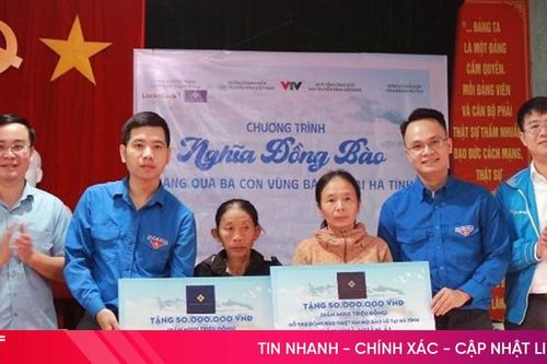 Tuổi trẻ VTV lan tỏa tinh thần nhân ái đến người dân vùng bão lũ Hà Tĩnh