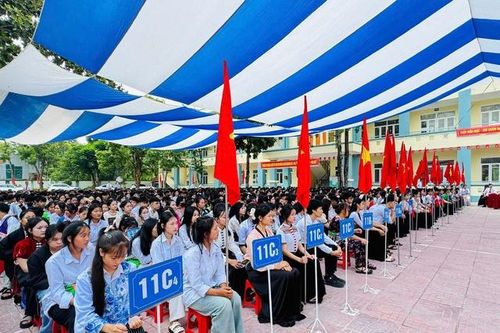 Ngăn chặn bạo lực học đường: 'Phải sớm nắm bắt những xích mích nhỏ của học trò'