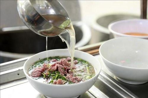 Quảng bá phở và văn hóa ẩm thực Việt Nam ra khắp châu Âu