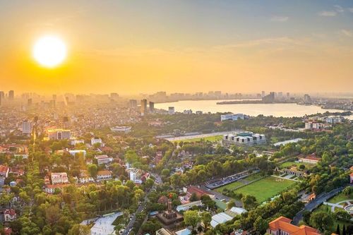 Kinh tế Việt Nam 10 tháng 2025: Ổn định vĩ mô vững chắc, hướng tới tam giác chiến lược phát triển mới