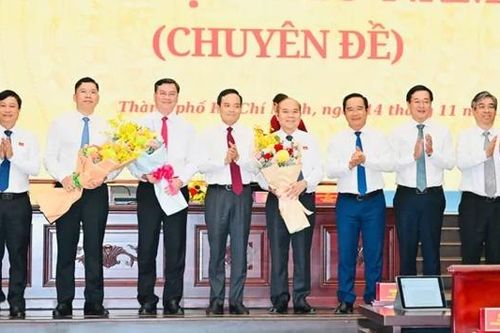UBND Thành phố Hồ Chí Minh có thêm 3 Phó Chủ tịch