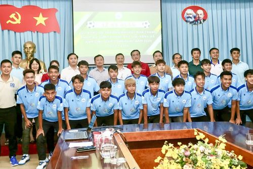 Đội bóng sinh viên Trường Đại học Nha Trang: Sẵn sàng chinh phục vòng chung kết toàn quốc