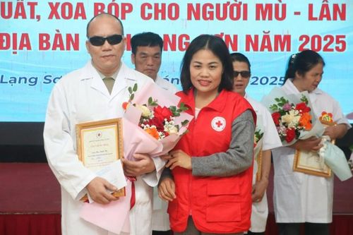 10 thí sinh tham gia hội thi tẩm quất, xoa bóp cho người mù lần thứ nhất trên địa bàn tỉnh