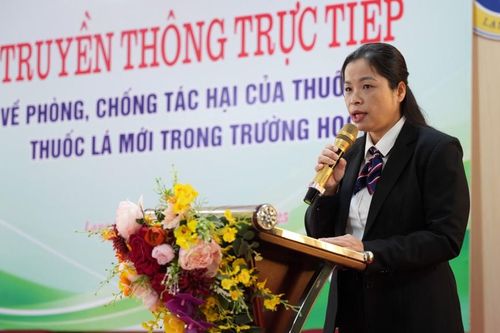 Gần 100 học sinh được tuyên truyền về tác hại của thuốc lá