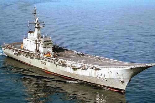 Thái Lan nâng cấp HTMS Chakri Naruebet với IPMS của Thales