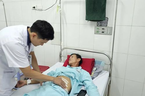Bệnh viện Đa khoa tỉnh Quảng Trị: Khẩn trương xử lý sự cố nhiễm khuẩn sau phẫu thuật nội soi
