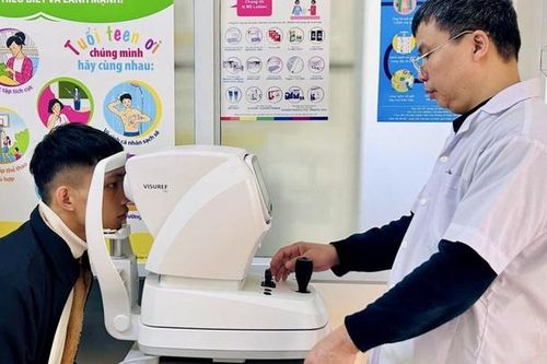 Khám tuyển sức khỏe công dân nhập ngũ