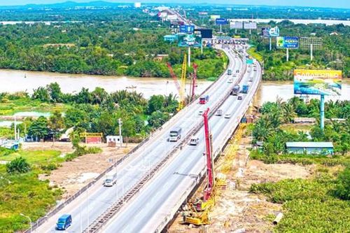 Doanh thu 9 tháng 'tụt dốc' giảm 61%, Hacisco (HAS) còn bị VEC cấm thầu 3 năm vì kê chứng chỉ hết hạn