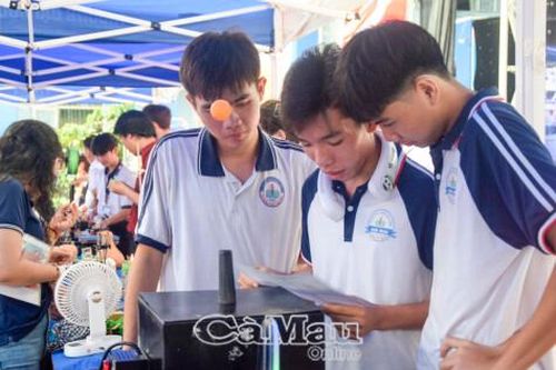 Hơn 3.000 học sinh tham dự Ngày hội STEM năm 2025