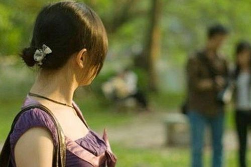 Ngày tôi nhận ra mình thích người yêu cũ của bạn thân, tôi phải đối mặt với lựa chọn không ai dám chọn
